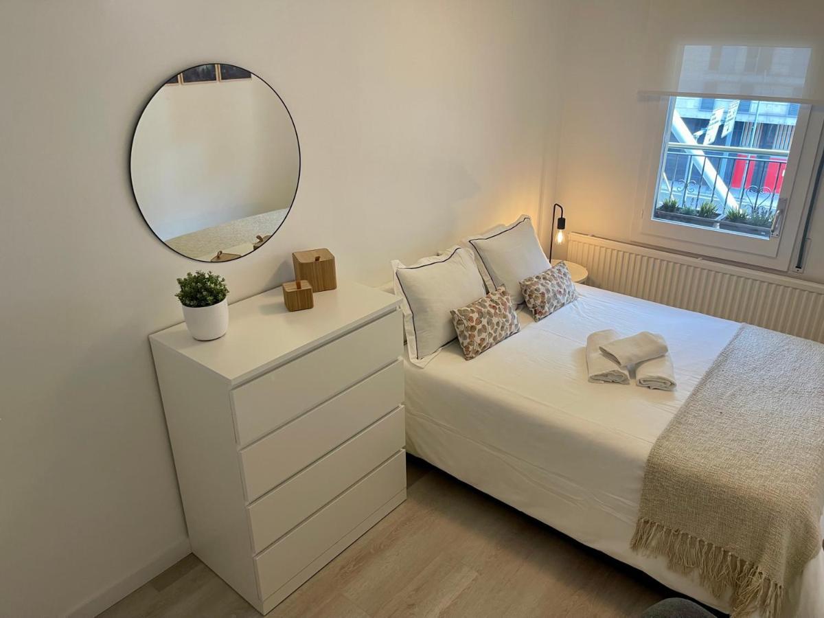 Ferienwohnung Apartamento En El Centro De Andorra La Vella Con Parking Exterior foto