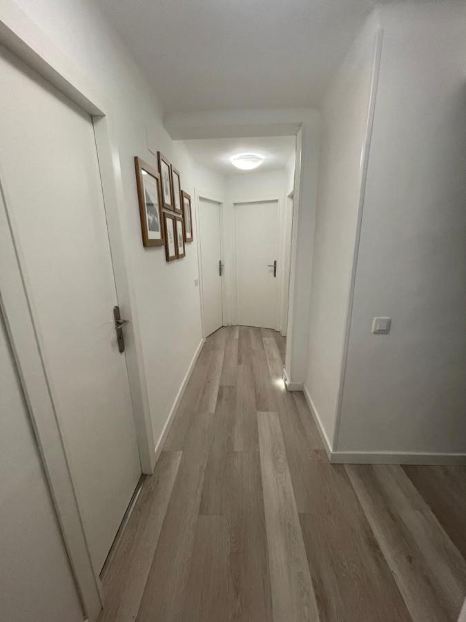 Ferienwohnung Apartamento En El Centro De Andorra La Vella Con Parking Exterior foto